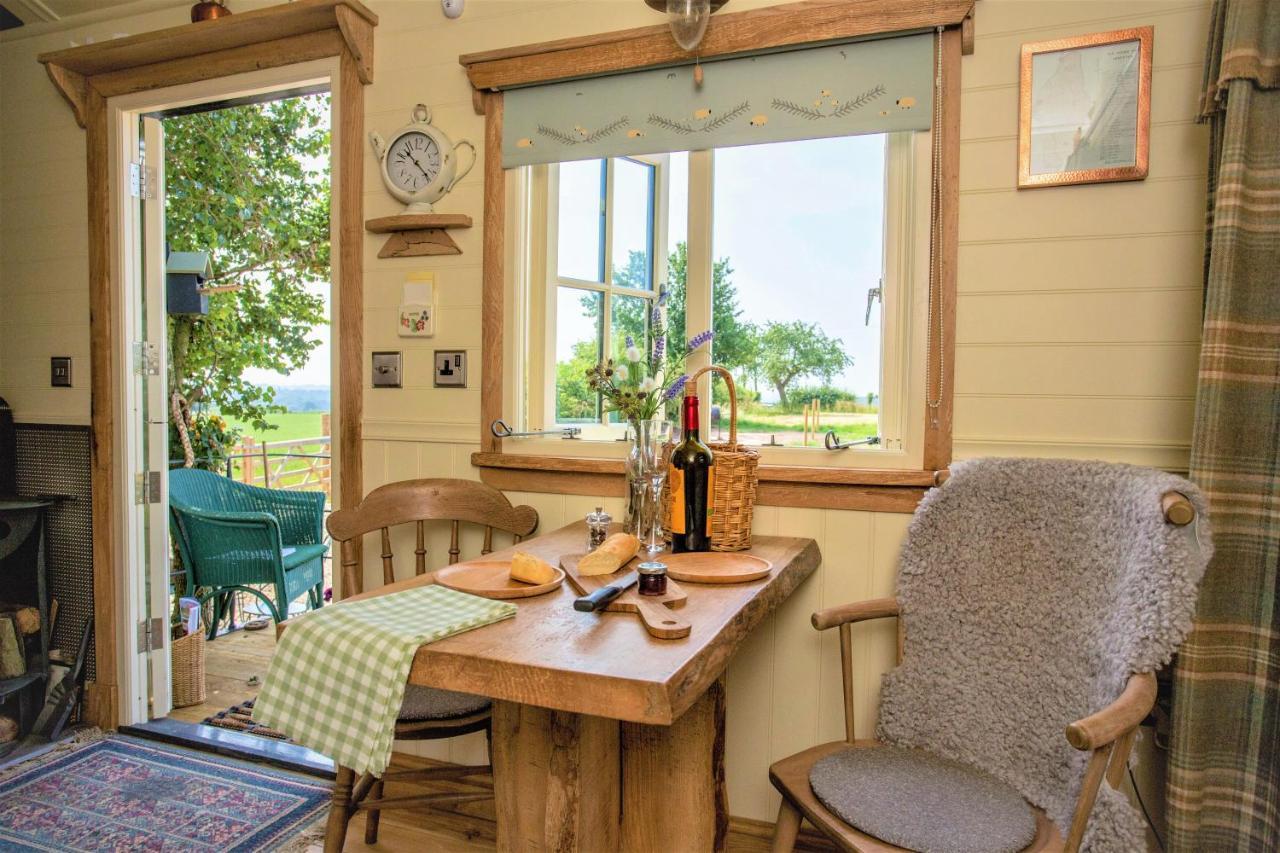 The Abberton Shepherds Hut Evesham Exteriér fotografie